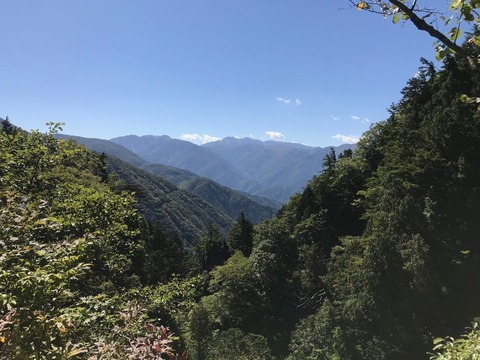 白山連峰をのぞむ