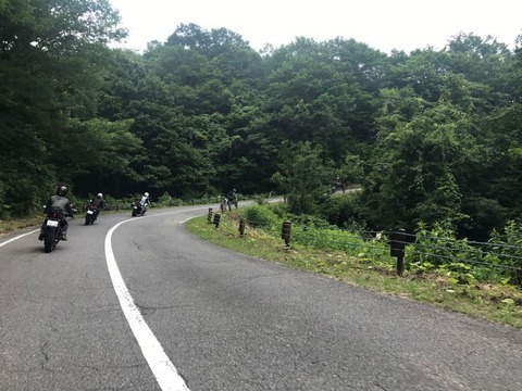 ゴールドラインは足元に不安なくスイスイと走れる気持ち良い道