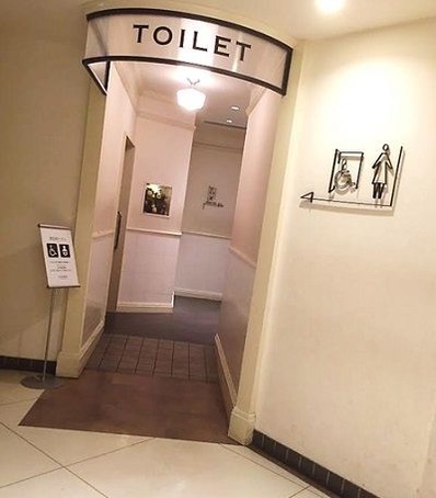 �ȥ��죲