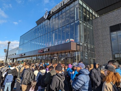 PXL_20231111_233618392