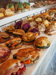 �˥å�����