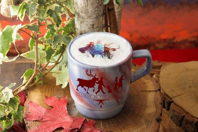 <アナと雪の女王2>ほっこりチーズケーキミルクティー