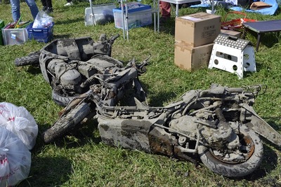 ���ߣ���