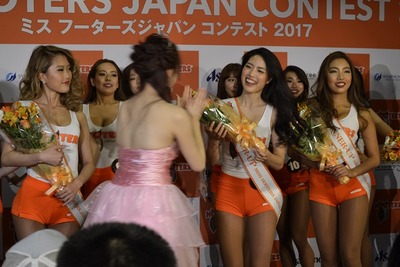 �ա�����������