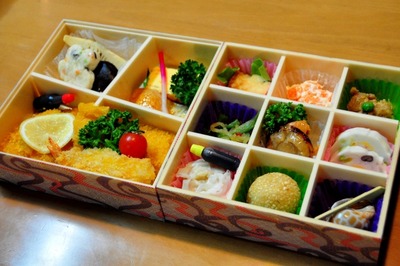 ¼Ì¿¿¡¡¡Ëë¤ÎÆâÊÛÅö