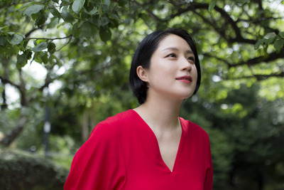 ���� ���