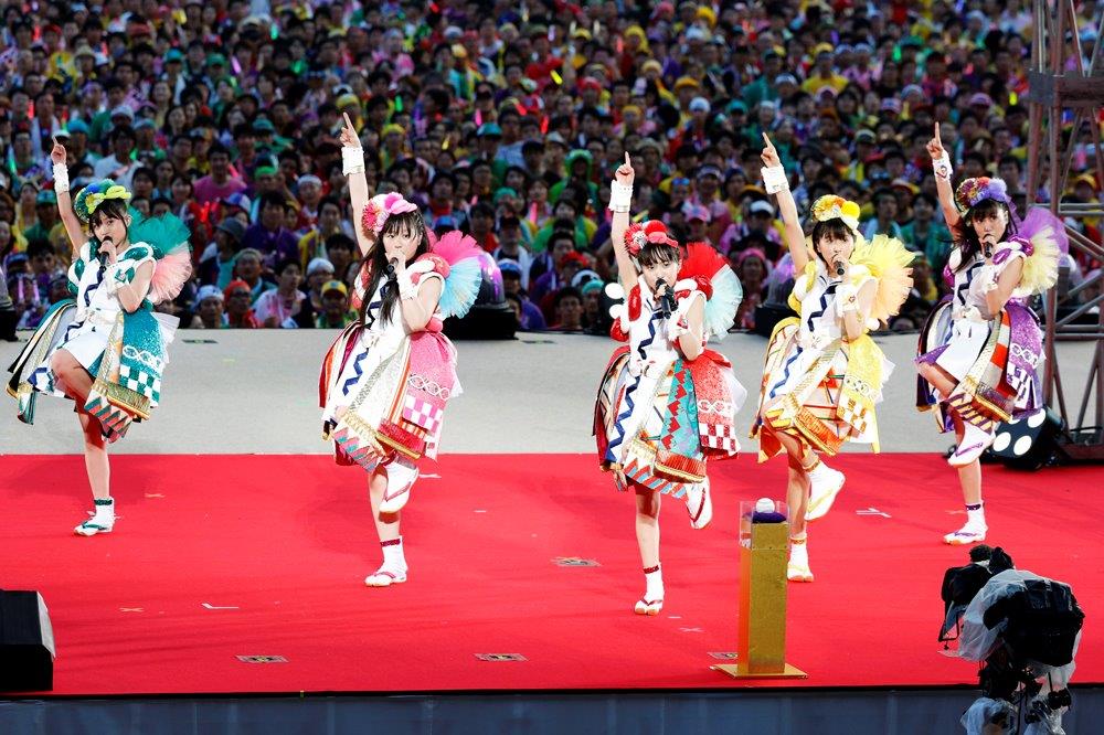 ももクロ夏のバカ騒ぎ14 日産スタジアム大会 桃神祭 レポート 155cm以下 女性限定ライブを告知 Nicheee ニッチー テレビリサーチ会社がお届けする情報サイト