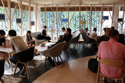 �̿�����Ź��