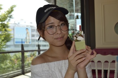 ��������