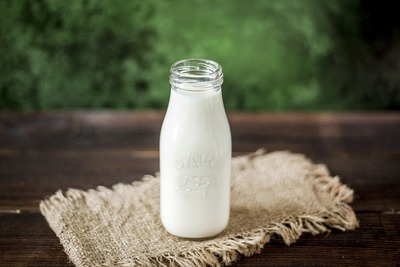 milk-3231775_1280