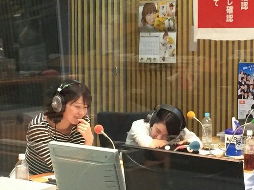 まゆゆ 生放送中に爆睡 Nicheee ニッチー テレビリサーチ会社がお届けする情報サイト