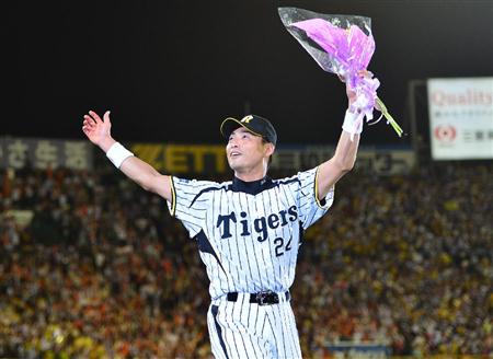 tig13100522270015-p3