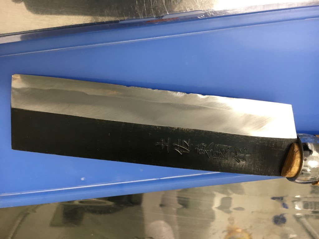 ナイフのお手入れしてますか 刃こぼれ修理は結構大変です ダンディ社長fumiのお役立ち情報 ナイフのお手入れしてますか 刃こぼれ修理は結構大変です ダンディ社長fumiのお役立ち情報