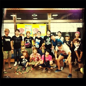 ����1