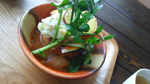 [画像:04b61657-s.jpg]