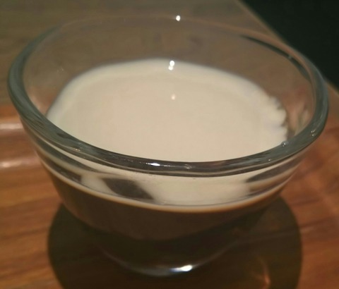 [画像:0c3eb820-s.jpg]