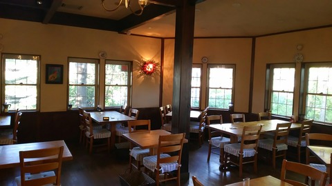 [画像:0e838445-s.jpg]