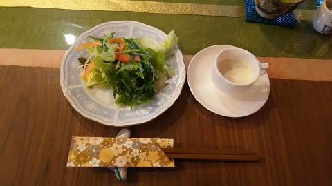 [画像:0f7d9042-s.jpg]