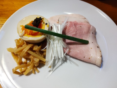 CENTER_0001_BURST20210810121723174_COVER