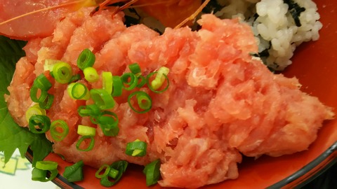 [画像:49a19e3c-s.jpg]