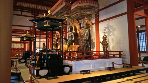 [画像:52137c93-s.jpg]