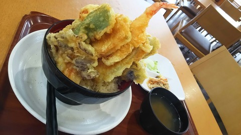 [画像:61632d2b-s.jpg]