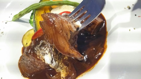 [画像:8e4f8bcf-s.jpg]