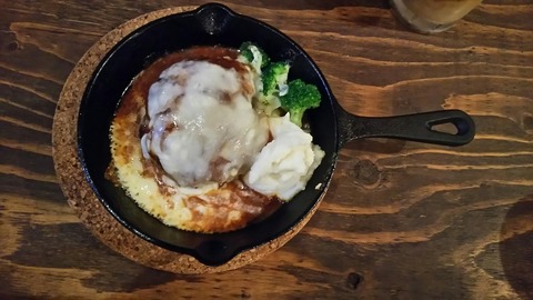 [画像:a71e3355-s.jpg]