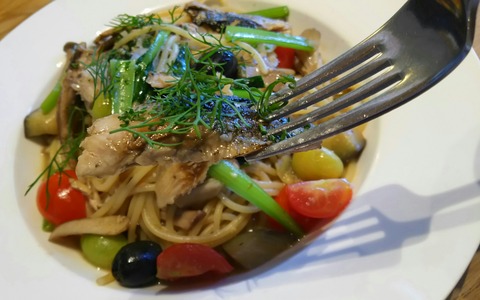 [画像:a7727bb7-s.jpg]