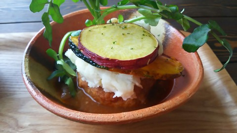 [画像:ac3cd6c0-s.jpg]