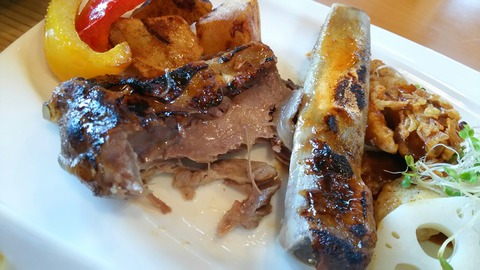 [画像:e661a0f8-s.jpg]