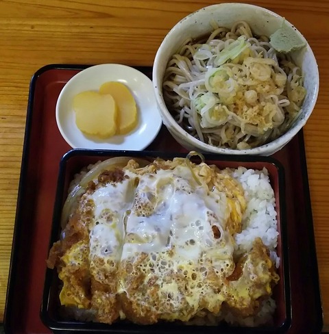 [画像:f3a9297a-s.jpg]