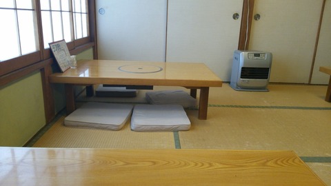 [画像:f641cb40-s.jpg]