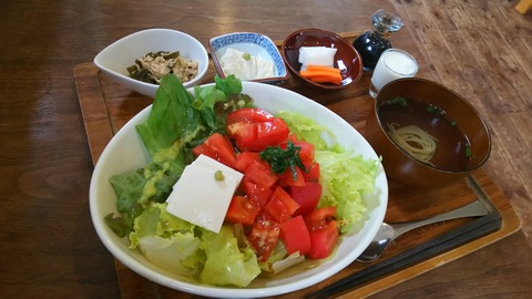 [画像:f68db066-s.jpg]