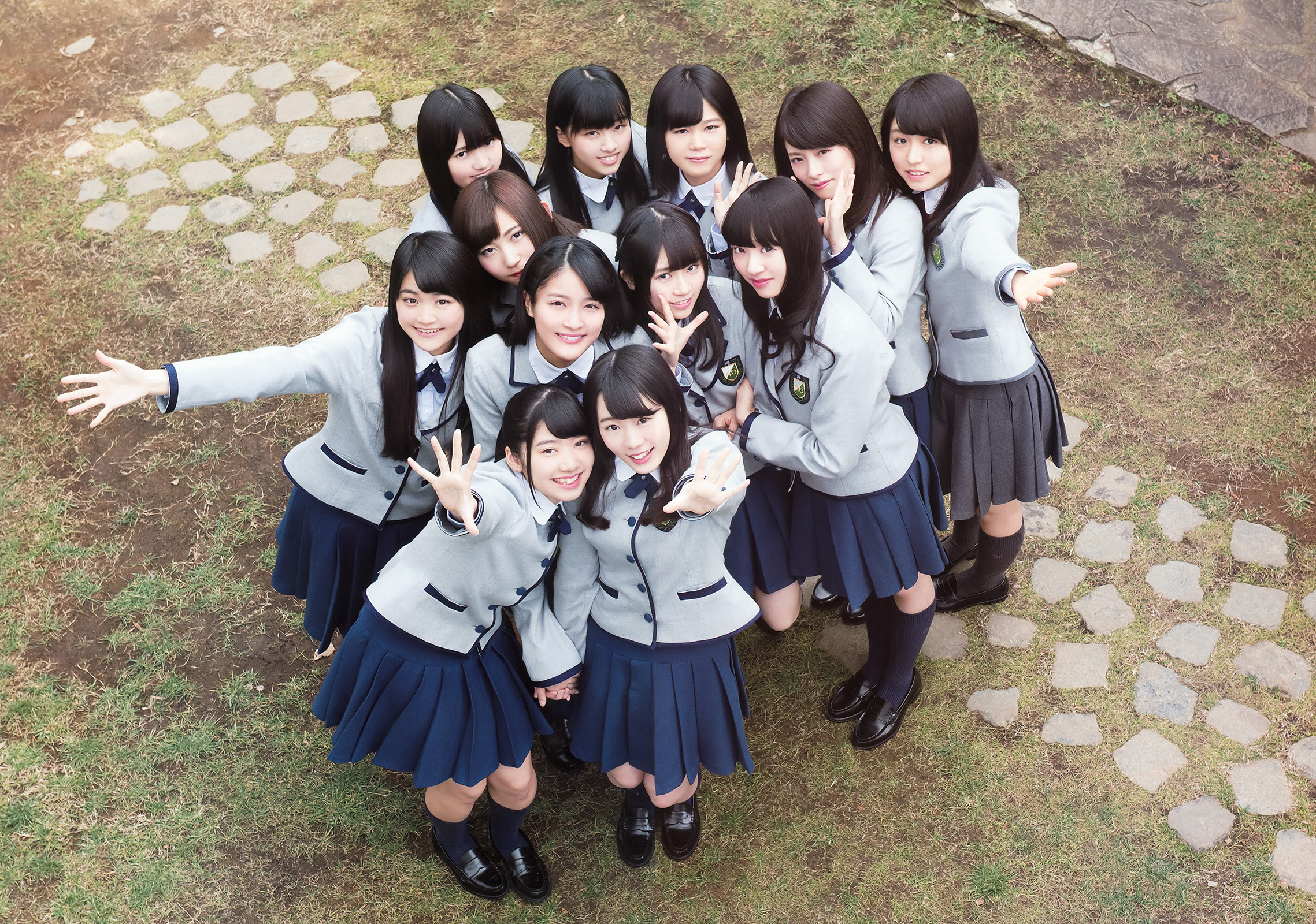 欅坂46 生写真　2016-2017 欅坂46、『Girls Award 2016』にて乃木坂46とライブ初共演へ