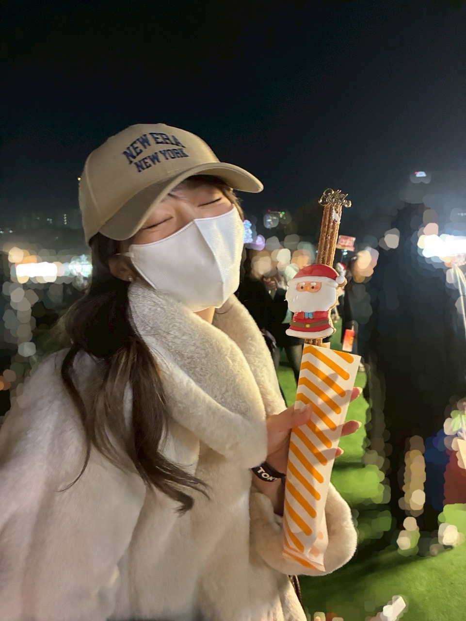 櫻坂46 欅坂46 田村保乃 クリスマス衣装2023 直筆 サイン 座り 櫻坂46