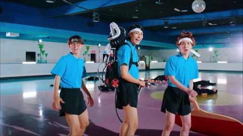 Snow Man ラウール、渡辺翔太、向井康二「サンシャインドリーマー」PV