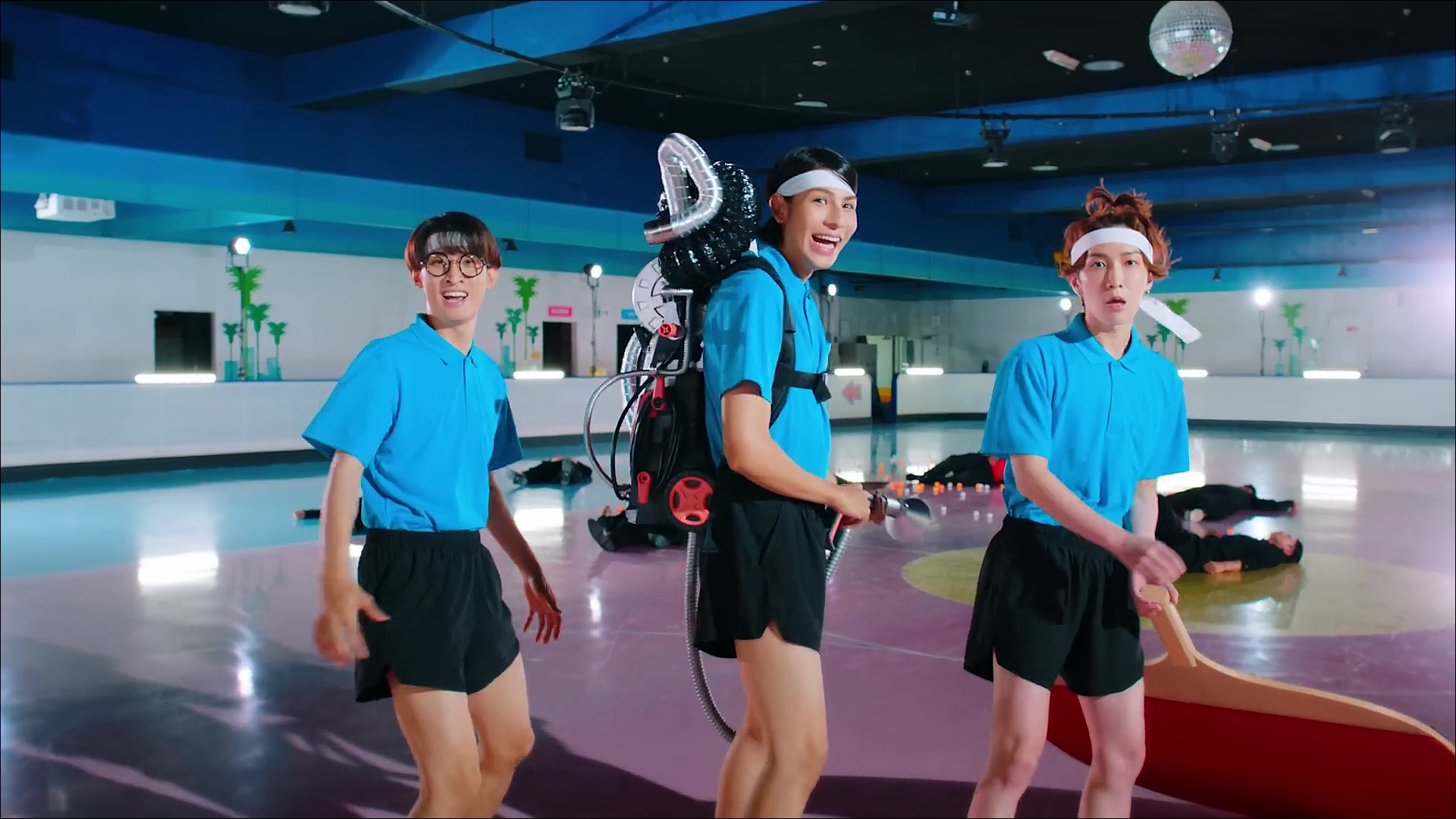 Snow Man ラウール、渡辺翔太、向井康二「サンシャインドリーマー」PV