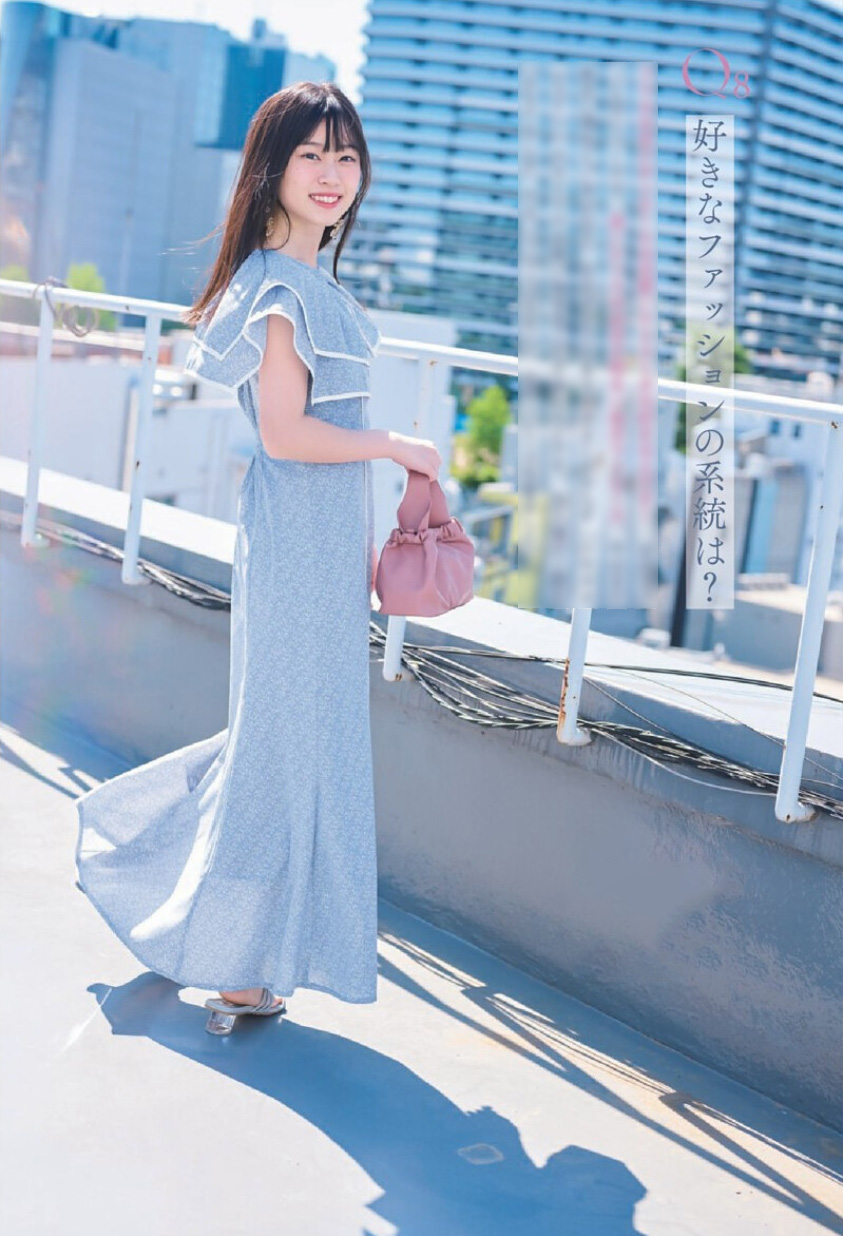 櫻坂46 山下瞳月　2023年冬私服コーデ　コンプ Amazon.co.jp: 櫻坂46 山下瞳月 生写真 2023 読書コーデ コンプ