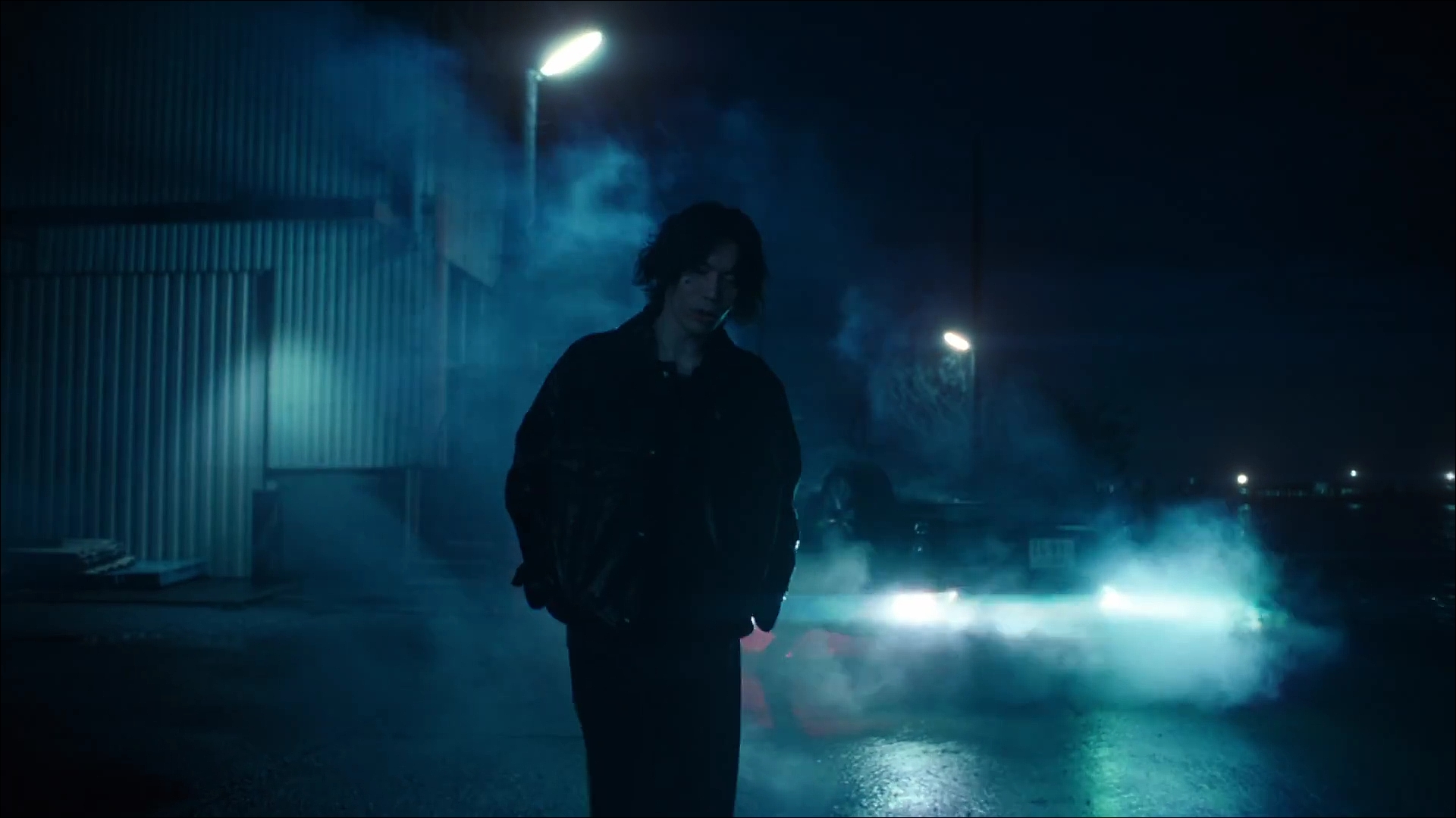 Azalea MV レザー 米津 玄師 さん 着用