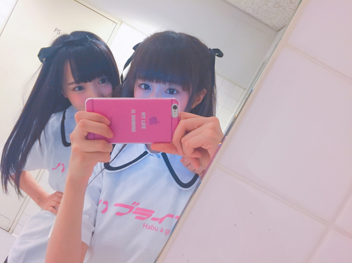 欅坂46 メンバー愛用の携帯ケース Fumi Diary 2号店 欅坂46 メンバー愛用の携帯ケース Fumi Diary 2号店