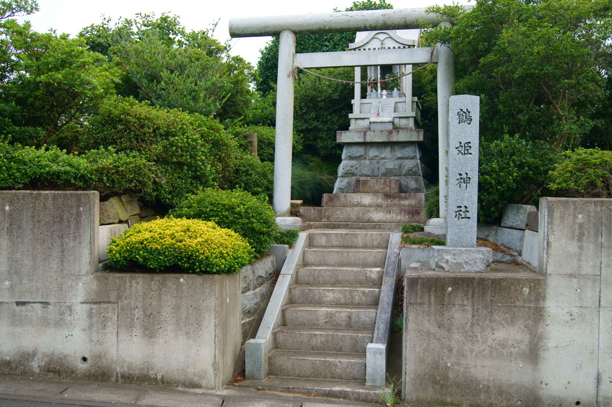 鶴姫神社 こまちの通り道 オオカミ像を求めて