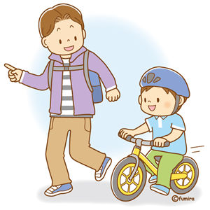 ランニングバイクにのる男の子