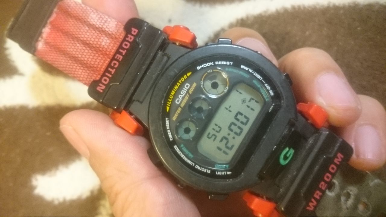 カシオの古いgショックの電池交換をした話 クラウドルアーズブログ カシオの古いgショックの電池交換をした話 クラウドルアーズブログ