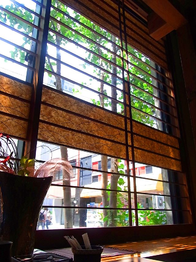 しぐれ茶屋 金の水花 funky dogのsoul foods しぐれ茶屋 金の水花 funky dogのsoul foods