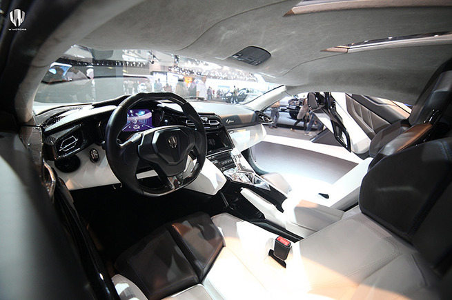 supercars-lykan_g02-810-538