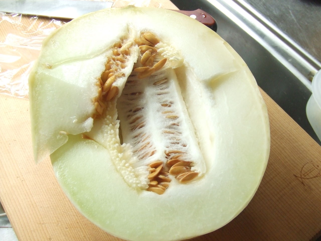 優雅に節約生活 甘くないメロンを甘く食べる 優雅に節約生活 甘くないメロンを甘く食べる