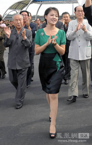 金正恩氏の秘密パーティーに呼ばれる 名門女学生たち の涙 セックス事件女神崇拝 妄想オナペットおかずレシピ 金正恩氏の秘密パーティーに呼ばれる 名門女学生たち の涙 セックス事件女神崇拝 妄想オナペットおかずレシピ