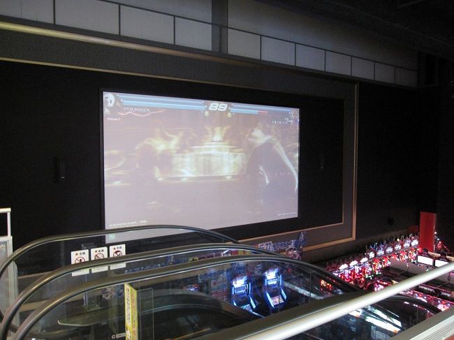 パブリックビューイングに最適なゲームセンター ナムコランド梅田店 Furious パブリックビューイングに最適なゲームセンター ナムコランド梅田店 Furious