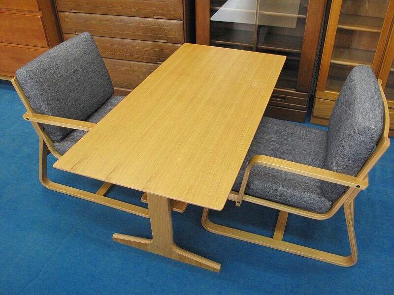無印良品のテーブル チェアのセット 横浜市金沢区の中古家具店 横浜市金沢区の中古家具 リサイクルショップ岩崎商店 無印良品のテーブル チェアのセット 横浜市金沢区の中古家具店 横浜市金沢区の中古家具 リサイクルショップ岩崎商店